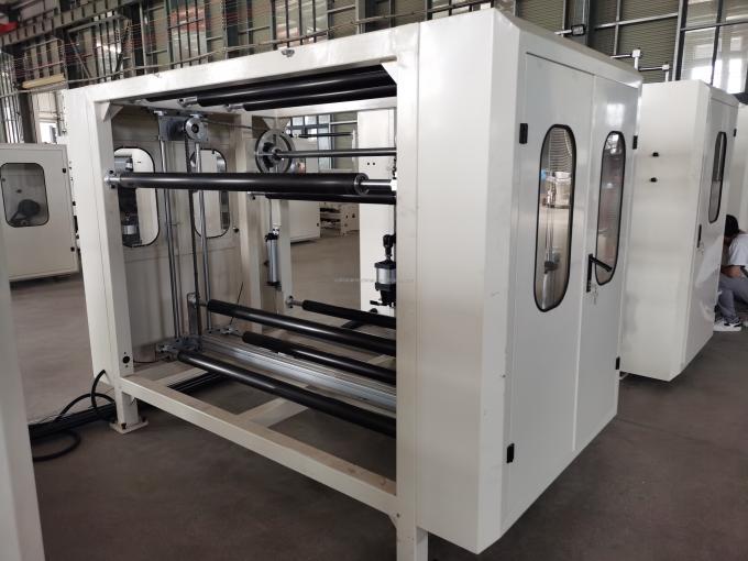 Yapıştırıcı Laminasyon Küçük Tuvalet Kağıdı Rulo Yapma Makinesi Mutfak Havlu Dönüştürme Makinesi 7