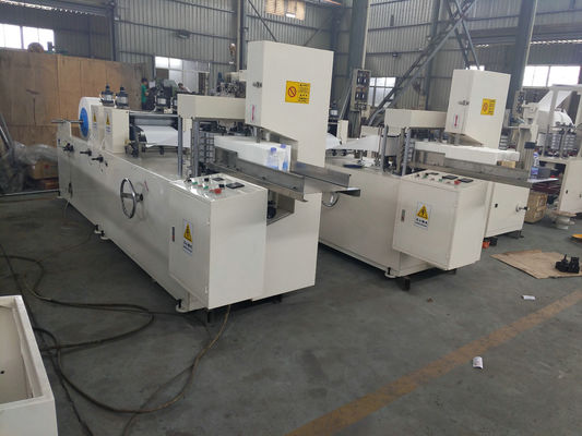 Tam otomatik yüksek performanslı peçete kağıdı çeyrek katlama makinesi